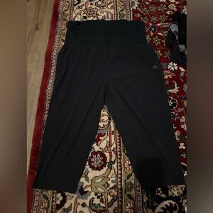 Calia flip down waist light weight, breezy capri- buttery soft